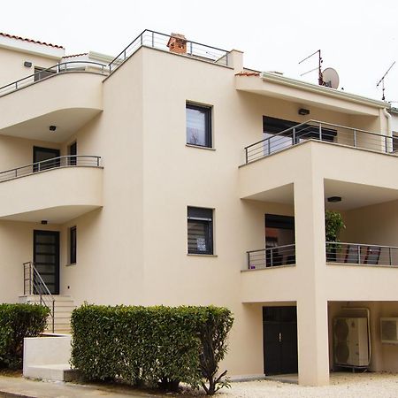 פורץ Apartments Adria מראה חיצוני תמונה