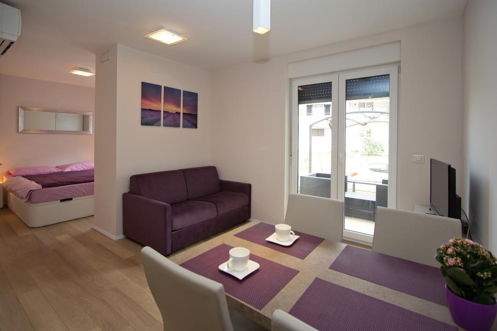 פורץ Apartments Adria מראה חיצוני תמונה