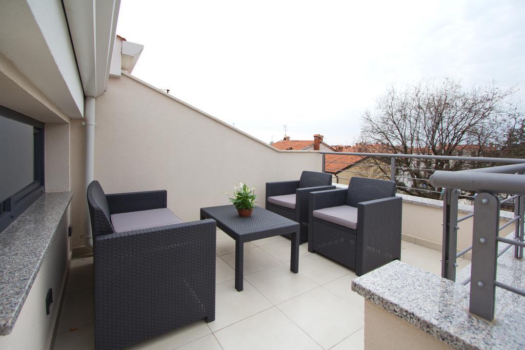 פורץ Apartments Adria מראה חיצוני תמונה