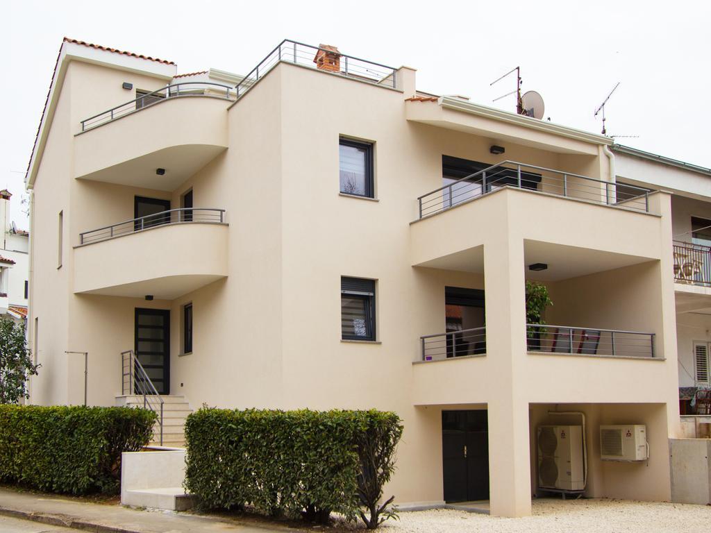 פורץ Apartments Adria מראה חיצוני תמונה