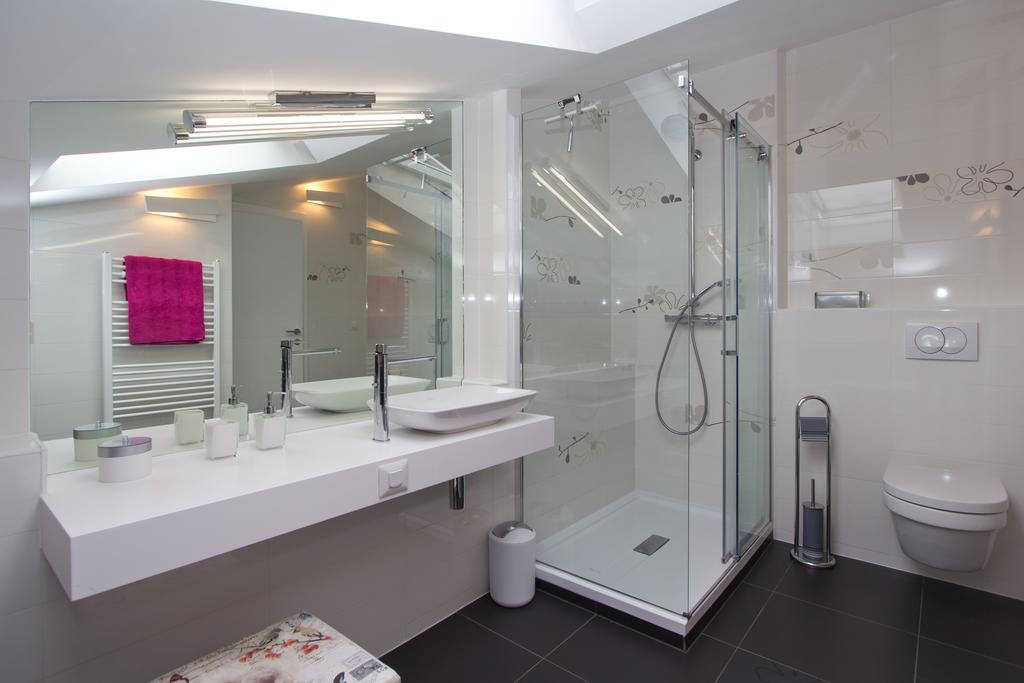 פורץ Apartments Adria מראה חיצוני תמונה